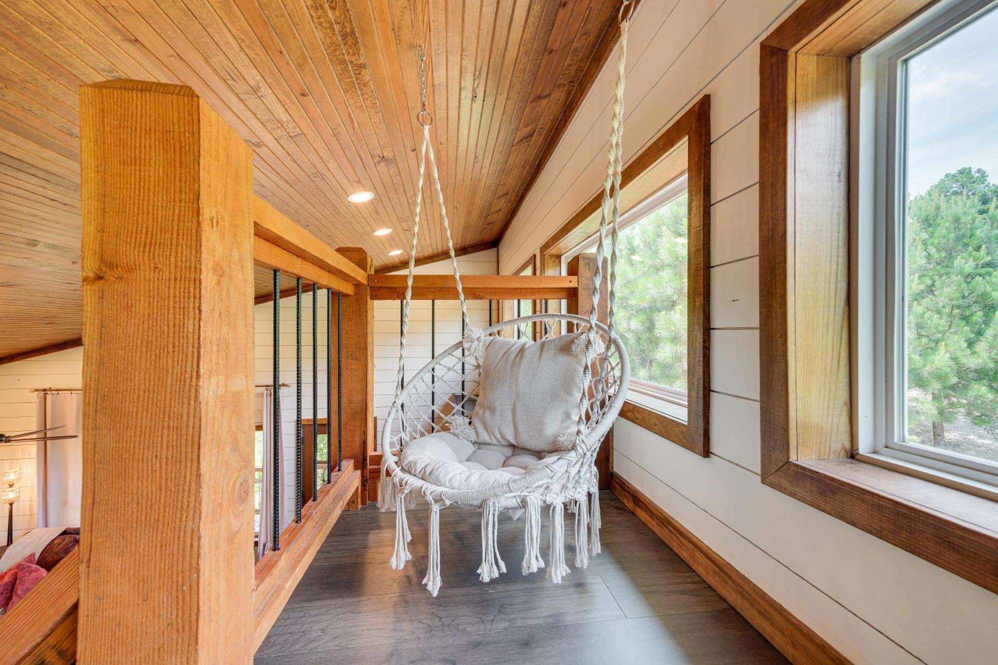 Tree-Lined Broken Bow Studio With Private Hot Tub! Экстерьер фото