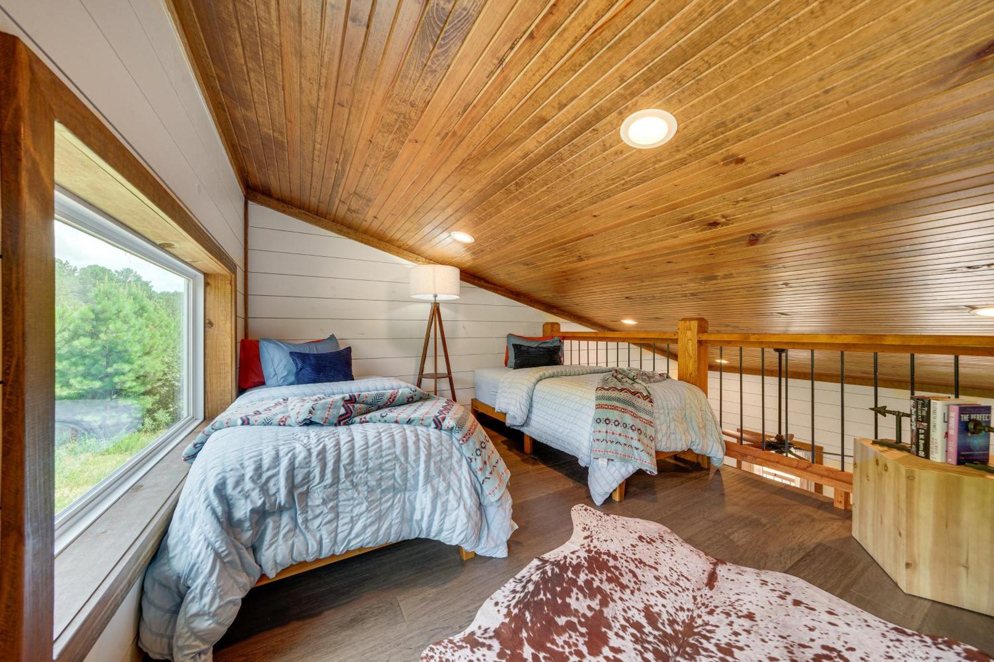 Tree-Lined Broken Bow Studio With Private Hot Tub! Экстерьер фото